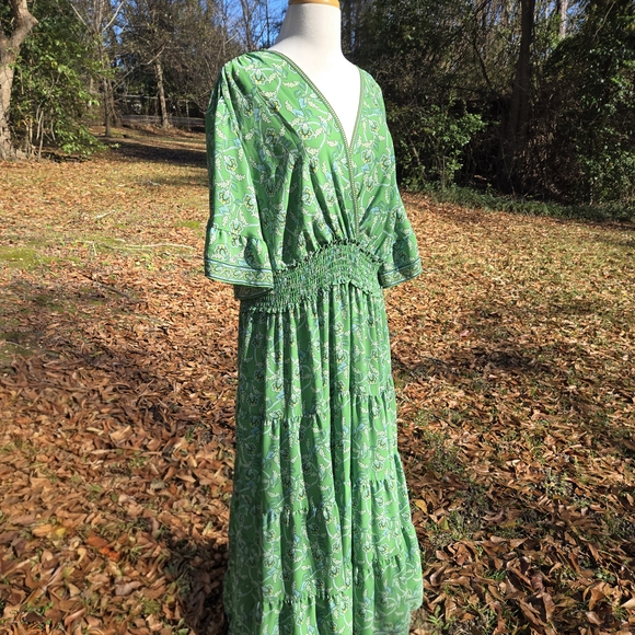 Max Studio Green Boho Maxi Dress Smocked Waist Size 3X - Picture 2 of 11